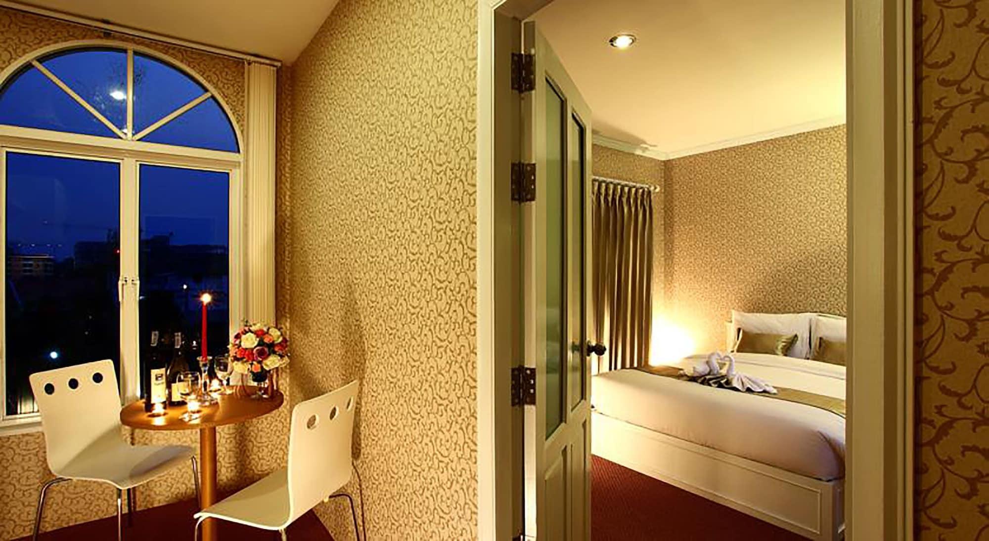 Victoria Nimman Hotel Chiang Mai Buitenkant foto