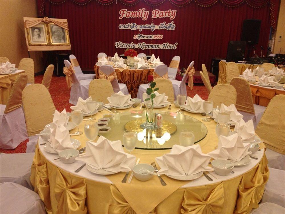 Victoria Nimman Hotel Chiang Mai Buitenkant foto