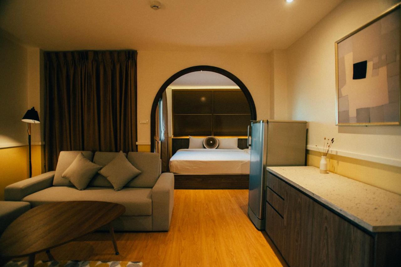 Victoria Nimman Hotel Chiang Mai Buitenkant foto